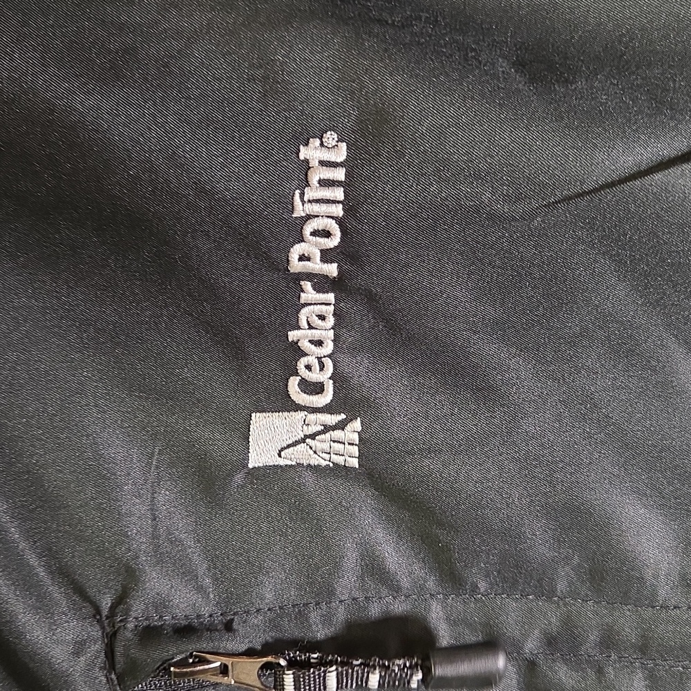 Cedar Point | Gogo Sports | Men's Black Jacket | M